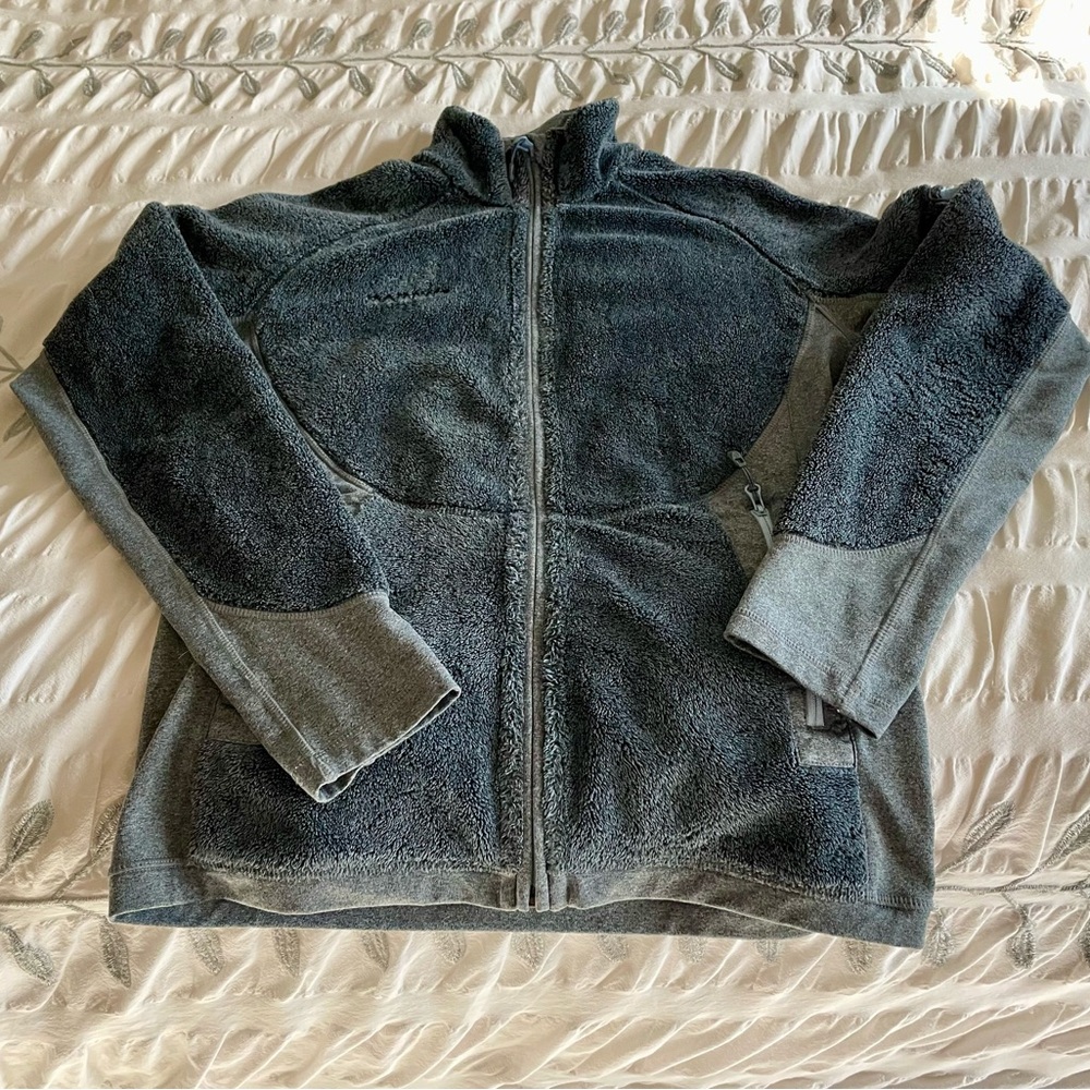 Mammut Lightweight Jacket - Super Soft and in Excellent condition!!!